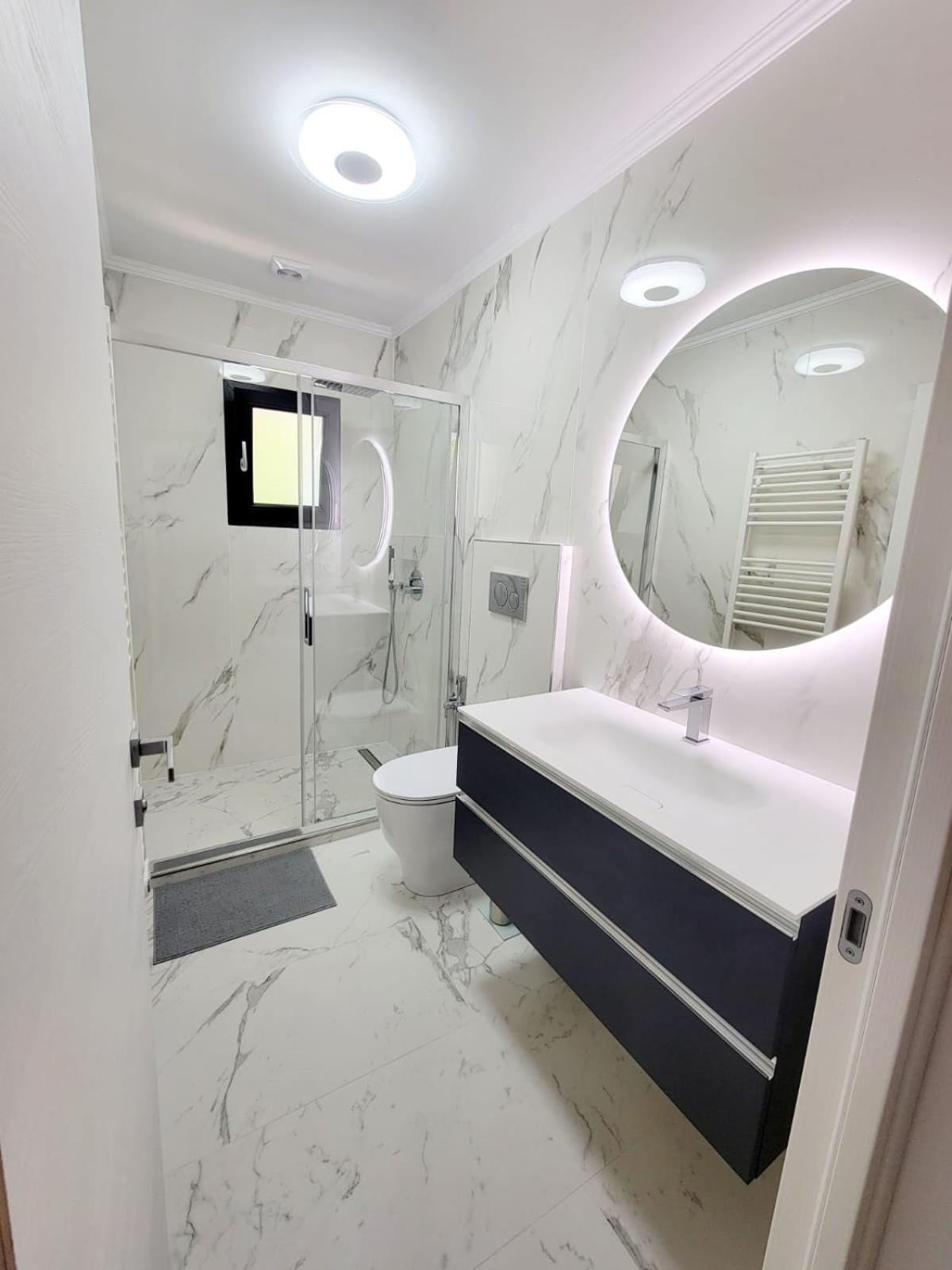 Riviera Apartment *